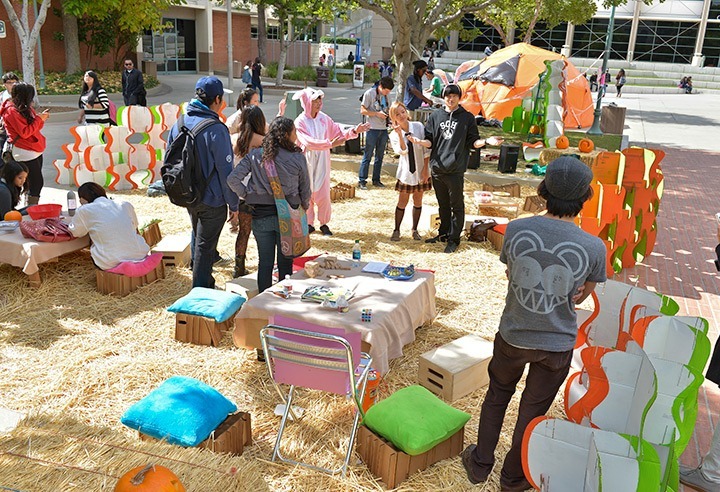 Teresa Mendoza / Courier The United States Green Building Club (USGBC) built a living room made out recycled materials in the Quad to celebrate National Parking Day on Tuesday, Oct. 29, 2013.
